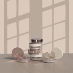 Stylish & functional: Quadpacks Loose Powder Collection